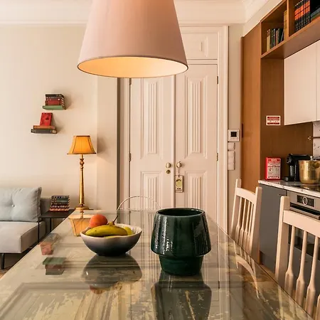 Almaria - Ex Libris Apartments | Chiado * Lissabon