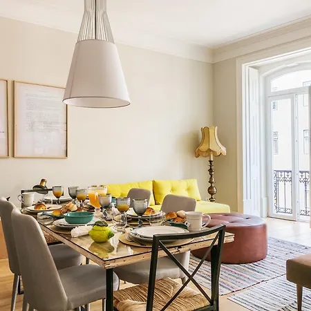 Almaria - Ex Libris | Chiado Apartamento *