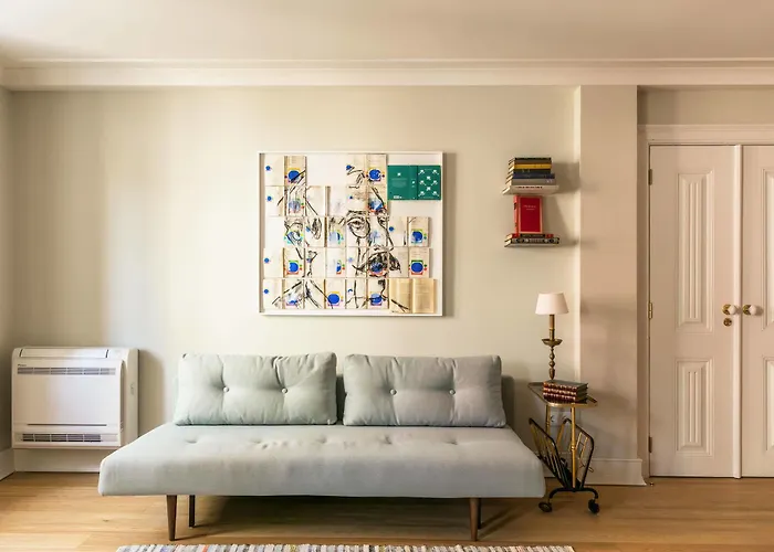 Almaria - Ex Libris | Chiado Lisboa